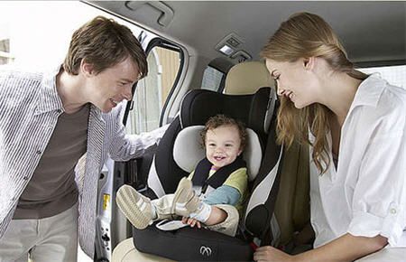 Preschooler в колата: как да се гарантира безопасността на детето?